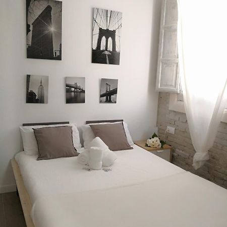 Suites By Eric Olsan Valencia Luaran gambar