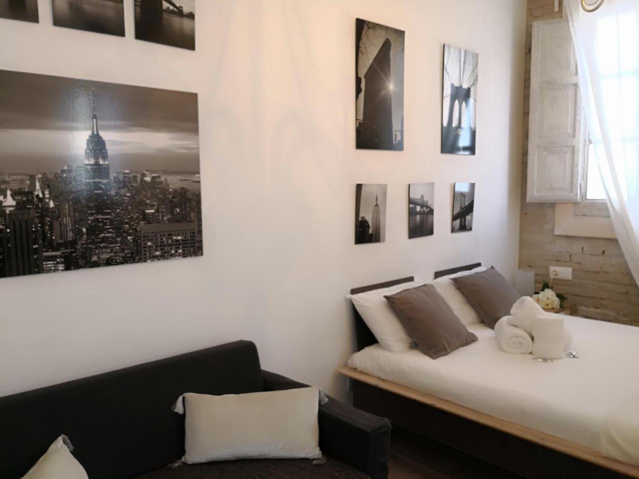Suites By Eric Olsan Valencia Luaran gambar